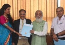 Heartfulness and AICTE Sign Pathbreaking MoU to Promote Emotional and Mental Wellness Learning at College Levels Dr. Nivedita Shreyans & Mr Ramesh Krishnan from Heartfulness Education Trust, Prof. Anil D. Sahasrabudhe, Chairman, AICTE & Prof Rajiv Kumar- Member Secretary AICTE display the MoU
