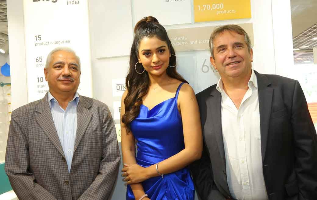 Samir Kakkar, Director-Sales, Legrand India, Ms. Payal Rajput, Tony Berland - CEO & Managing Director - Legrand (India) in the launch of Legra