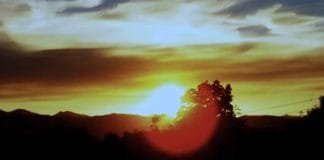 India’s Weather Extremes: Heatwaves Grip States, Heavy Rain Alerts Issued