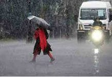 Monsoon revives Delhi, heavy rain alert in a dozen states