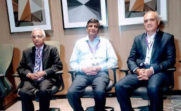 Dr-Jagadeesh-Kulkarni,-Pres (L-R) Dr Jagadeesh Kulkarni, President SOGO, Dr Shekar Patil, Chairman SOGOCON 2022 ,Dr. Raghunath SK, Organizing Secretary, SOGOCON 2022