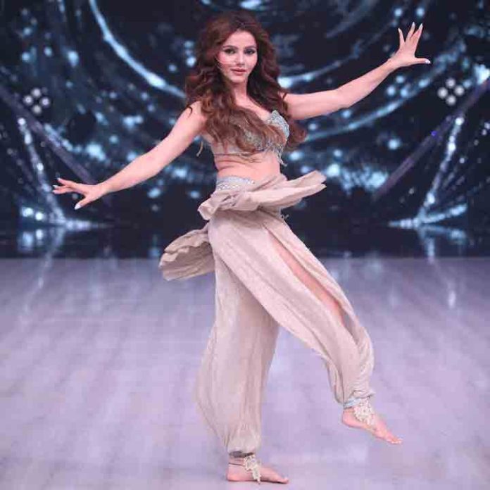 696px x 696px - Video went viral : Rubina Dilaik is going to make her comeback with a bang  style and bold look - INVC