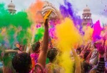 Vastu of colors on Holi: Do these measures for happiness on Holi