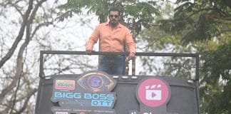 Salman Khan Lights Up the Stage with Double Decker Bus Entry for Bigg Boss OTT Season 2 Premiere Salman Khan on top of a double decker bus for JioCinema's Bigg Boss OTT season 2