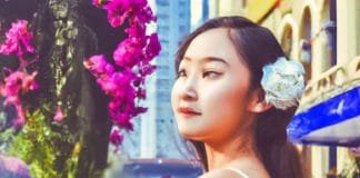 Ellie Davis: From Stigmatized Eyes to Social Media Stardom