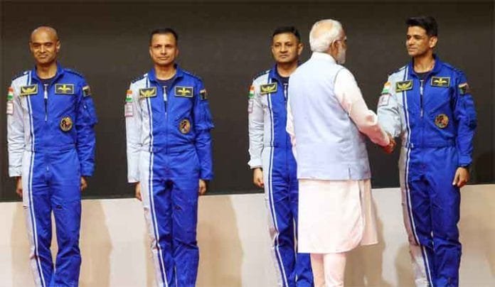 Narendra-Modi Prime Minister Modi Honors India's Astronauts