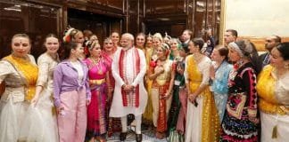 PM Modi’s moscow visit: Russian cultural group gives welcome performance PM Modi Moscow visit, India-Russia cultural exchange