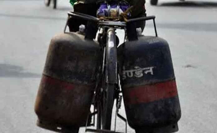 Inflation impacts consumer costs as commercial LPG cylinder prices rise, but aviation fuel prices drop, potentially making air travel more affordable