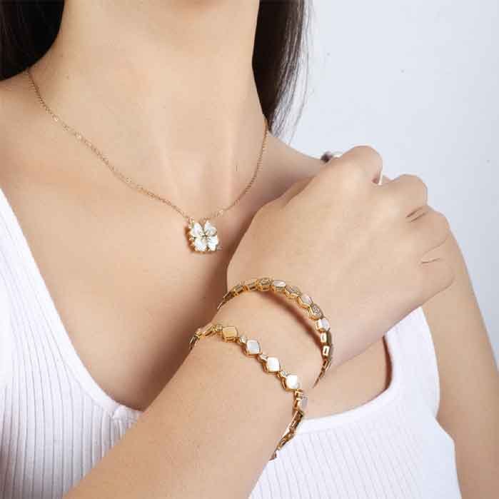 Why Jewellery Design is the Perfect Career for Artistic Minds and Business Savvy Individuals