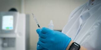 Discover What Makes Russia’s New Cancer Vaccine Special: Results in Just 48 Hours Russia introduces a revolutionary mRNA cancer vaccine offering rapid results within 48 hours, signaling a breakthrough in global oncology