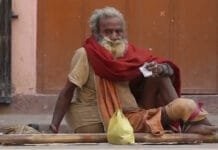 First-Ever FIR Registered for Giving Alms in Indore: Action Against Two Individuals and Rewards for Informing About Beggars Beggar