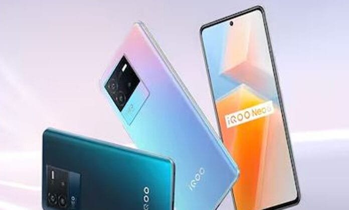 world’s first self-charging mobile phone by Kyungpook National University, powered by solar energy