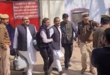 Abdullah Azam Khan Released from Hardoi Jail After 17 Months – Samajwadi Party Leader’s Return Ignites Celebrations Abdullah Azam Khan exits Hardoi jail after 17 months, greeted by enthusiastic supporters.