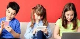 Shocking Truth About Gadgets: Are They Helping or Destroying Us? From Smartwatches to AI Assistants – Are We Too Dependent on Gadgets?