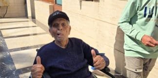 100-Year-Old Man Walks Again After Risky Hip Surgery—Doctors Stunned Just three days after surgery, S.C. Kapur was discharged from the hospital, beginning his journey toward recovery and rehabilitation