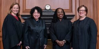 U.S. Supreme Court Backs Trump on Venezuelan Deportations Under 1798 Law In a 5-4 decision, the Supreme Court lets Trump resume deportations under a centuries-old law, citing national security amid legal challenges.