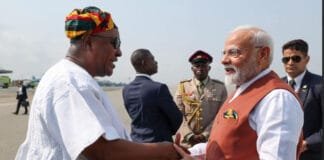 मोदी का घाना दौरा: कूटनीति का वही ढोल या साख लौटाने की ठोस कवायद?