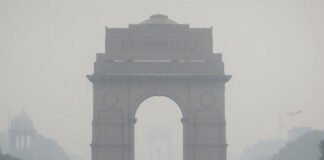 NCR Hotspots Lead National Pollution Rankings: Delhi, Ghaziabad, and Noida Record Severe Air Quality Spike in October Dense smog covers India Gate in Delhi as post-Diwali air pollution turns hazardous