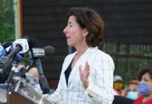 Ex–US Commerce Secretary warns: America making a big mistake with India Former US Commerce Secretary Gina Raimondo speaking at a Washington policy forum on India–US trade relations