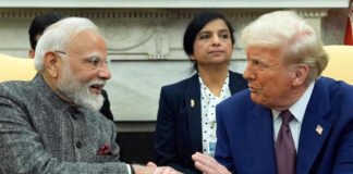 India Faces US Pressure on Russian Oil Imports Amid Strategic Energy Talks India-US trade meeting with officials discussing oil and energy cooperation, October 2025