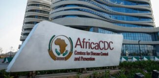 Africa Faces Deadliest Cholera Crisis in a Quarter-Century — Over 7,000 Lives Lost as Cases Surge 30% African health worker administering cholera vaccine in urban clinic, 2025