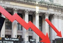 Wall Street Slips as AI Investment Doubts Trigger Market Volatility Wall Street traders monitor declining tech stocks amid growing skepticism over AI investments