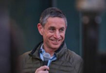 Air Pollution Identified as India’s Biggest Health Threat, Cutting Life Expectancy by Over 5 Years: AQLI Report 2025 Michael Greenstone , Director of the Energy Policy Institute at Chicago (EPIC) at the University of Chicago