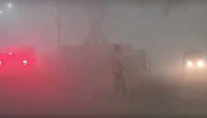 Delhi air pollution crisis December 2025 with toxic smog and severe AQI levels