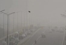 Fog to Return in Delhi-NCR: Yellow Alert Issued, Temperatures to Hover Around 6–21°C Dense fog blankets Delhi roads amid yellow alert issued by IMD