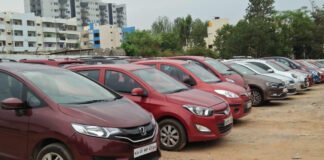 India’s Auto Sector on Edge as November Sales Data Nears, EV Momentum in Spotlight Indian auto market anticipates November 2025 sales data as EV demand rises and automakers face new cost pressures.