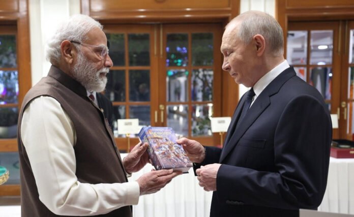 PM Modi presents President Putin six Indian heritage gifts representing culture, ODOP, and GI traditions