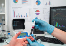 New Finger-Prick Blood Test Offers Hope for Early Alzheimer’s Detection, Clinical Trials Show Strong Accuracy Finger-prick blood test being used for early Alzheimer’s biomarker detection in clinical research.