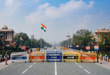 Delhi Traffic Alert: Borders Sealed Tonight as Republic Day Parade Brings Citywide Restrictions Republic Day 2026 traffic restrictions and parade route near Kartavya Path in New Delhi