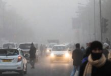Severe Cold Wave and Dense Fog Grip North India as IMD Issues Alerts Across Multiple States Dense fog and cold wave affect traffic in New Delhi during winter weather alert