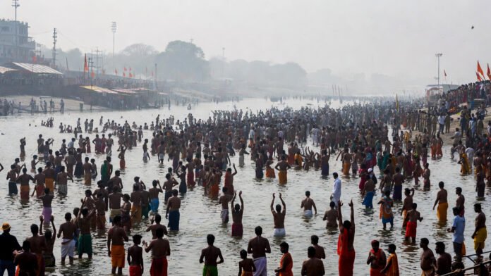 magh-mela-2026-paush-purnim Devotees take holy dip at Triveni Sangam as Magh Mela 2026 begins in Prayagraj