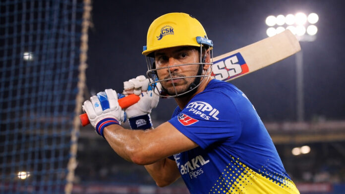 MS Dhoni practicing batting ahead of IPL 2026 for Chennai Super Kings