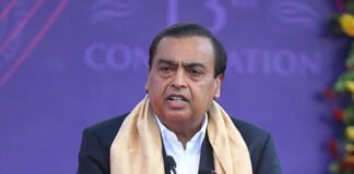 Reliance Jio IPO Buzz Grows: Mukesh Ambani-Led Telecom Giant May Launch India’s Biggest Listing Reliance Jio logo displayed outside a corporate office building in Mumbai