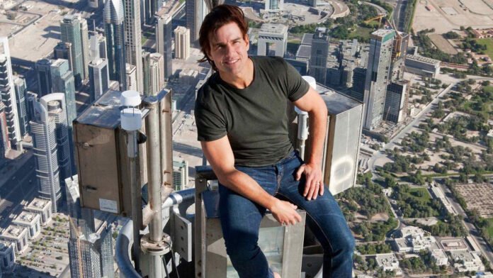 tom-cruise-mission-impossib Tom Cruise filming an action stunt for Mission Impossible 9
