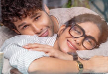 Do Deewane Shaher Mein Fails to Gain Weekend Momentum, Earns ₹1.13 Crore on Day 3 Mrunal Thakur and Siddhant Chaturvedi in a romantic scene from Do Deewane Shaher Mein