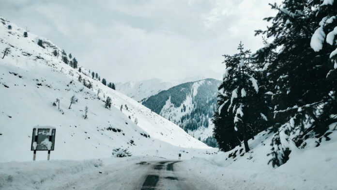 Fresh snowfall covers Rohtang Pass in Himachal Pradesh amid Western Disturbance in February