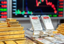 Gold, Silver Prices Crash Amid War: Gold Down ₹11,000+, Silver Plunges ₹38,000 Gold and Silver Prices Crash Amid War Impact India