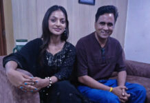 Mahakumbh Viral Girl Monalisa Back in Spotlight: Director Sanoj Mishra Calls Her Alleged Marriage ‘Love Jihad’ Mahakumbh viral girl Monalisa trending again amid marriage controversy and filmmaker reaction