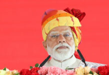 PM Modi Slams TMC Over ‘Corruption and Violence’ in Bengal, Promises Accountability After May 4 Prime Minister Narendra Modi addressing a large rally in Cooch Behar, West Bengal