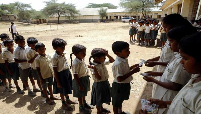 Delhi Schools to Provide ORS Before Dispersal as Heatwave Intensifies; Noida Shifts School Timings