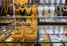 Gold Surges Past ₹1.58 Lakh, Silver Jumps ₹11,800 Ahead of Akshaya Tritiya 2026 as Festive Demand Fuels Bullion Rally Gold Surges Past ₹1.58 Lakh, Silver Jumps ₹11,800 Ahead of Akshaya Tritiya 2026 as Festive Demand Fuels Bullion Rally