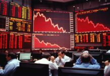 Indian Stock Market Crash: Sensex Drops 417 Points, Nifty Slips Below 24,000 Amid Broad Selling Indian stock market crash with Sensex and Nifty falling sharply