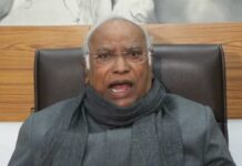 Kharge Sparks Row Over ‘Terrorist’ Remark on PM Modi, Issues Clarification Amid Escalating Political War Mallikarjun Kharge addressing a political rally amid controversy over remarks on Prime Minister Narendra Modi