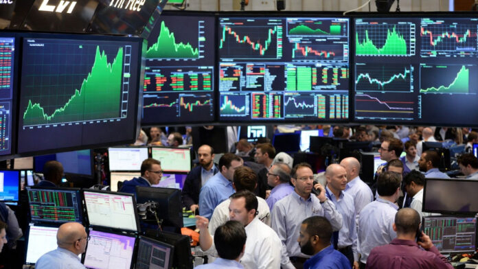 Wall Street Update: S&P 500, Nasdaq End Higher