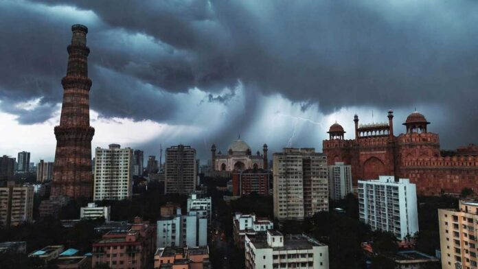 India Weather Update: IMD Warns of Thunderstorms, Heavy Rain in South, Heatwave in Rajasthan & Gujarat