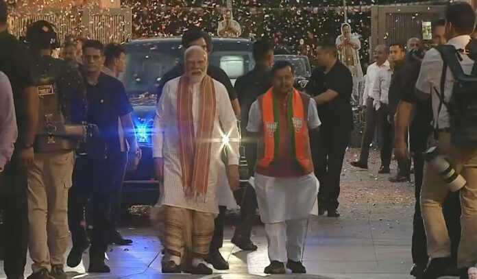 PM Narendra Modi addressing BJP workers after election victory at party headquarters in New Delhi